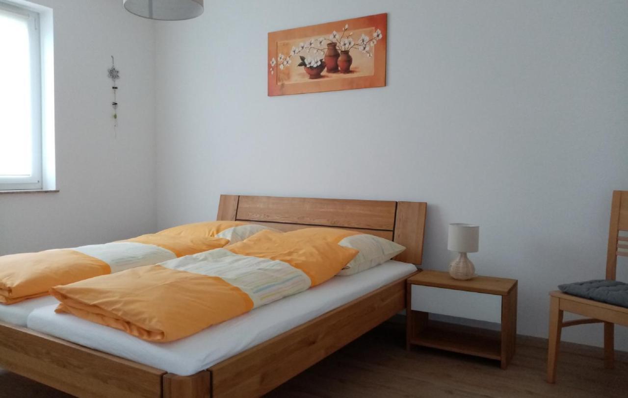 Ferienwohnung Taubertraum ไวเคอร์ไซม์ ภายนอก รูปภาพ